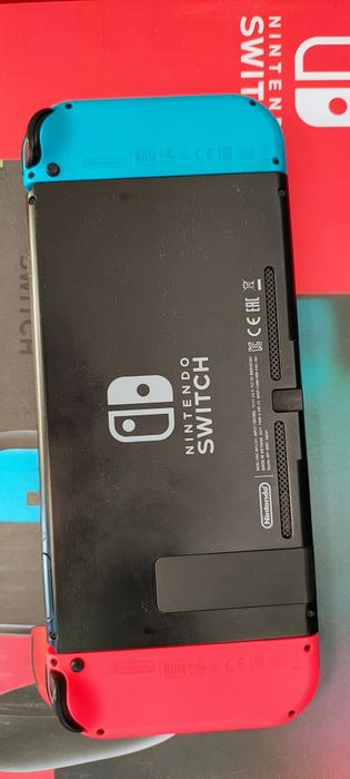 Sprzedam Nintendo Seitch mało używane w Bardzo dobrym stanie.