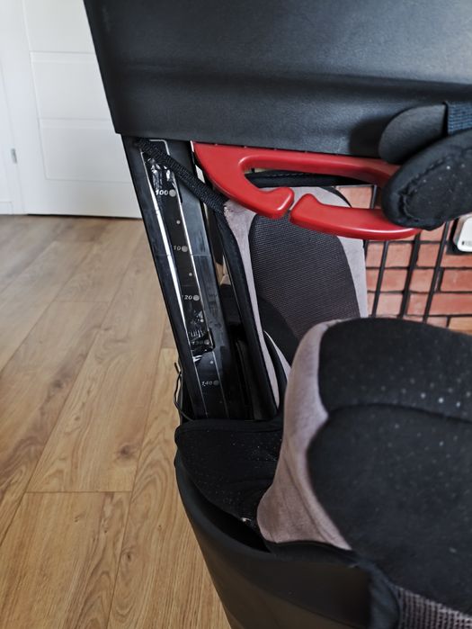 Fotelik samochodowy Recaro Monza 15-36kg