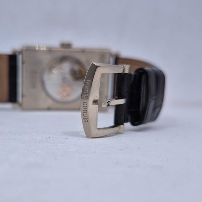 Roger Dubuis Much More M34570