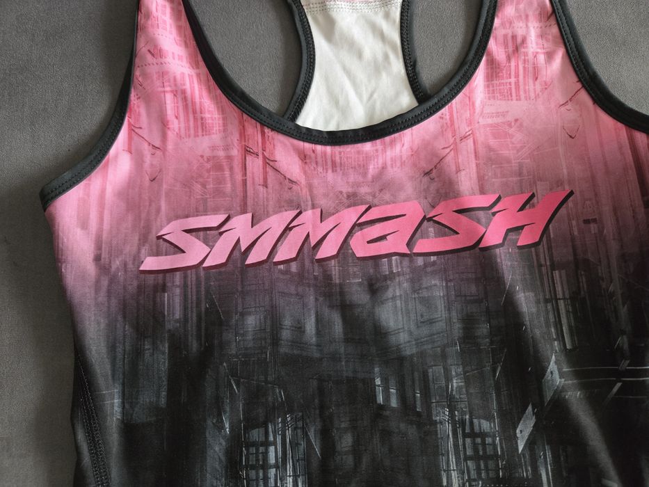 Tank Top Smash *S*