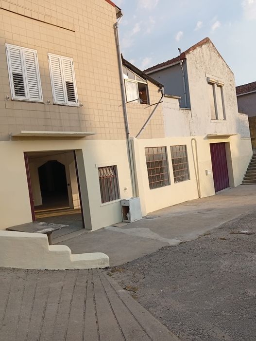 OPORTUNIDADE - Armazém Carvalhido