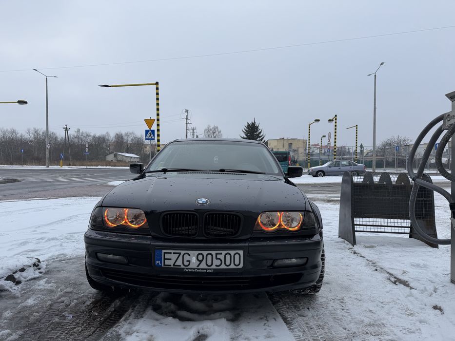 BMW E46  2000rok