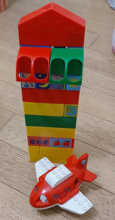 Конструктор для малышей, большие детали