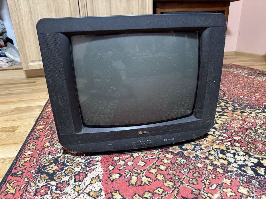 Телевізор LG CF-20G20