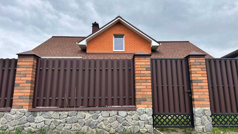 Євроштахетник для огорожі