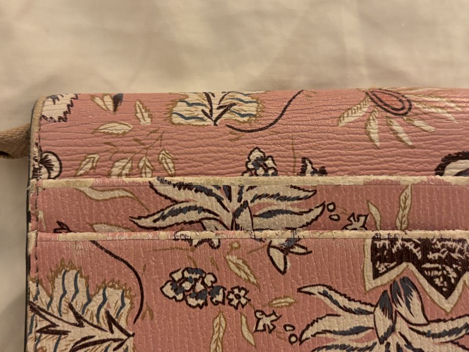 Carteira pequena Parfois