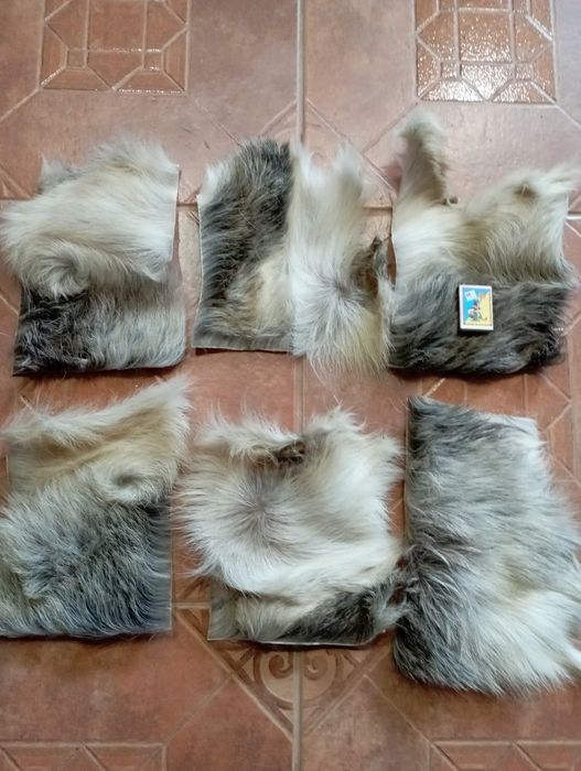 Нахлист.Матеріали. Шерсть козы, бобра, песца. .