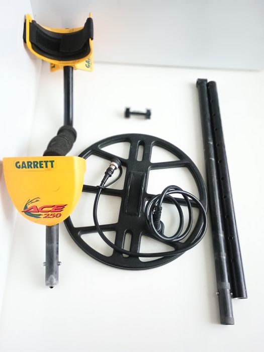 Garrett ACE 250 металошукач металлоискатель металлодетектор