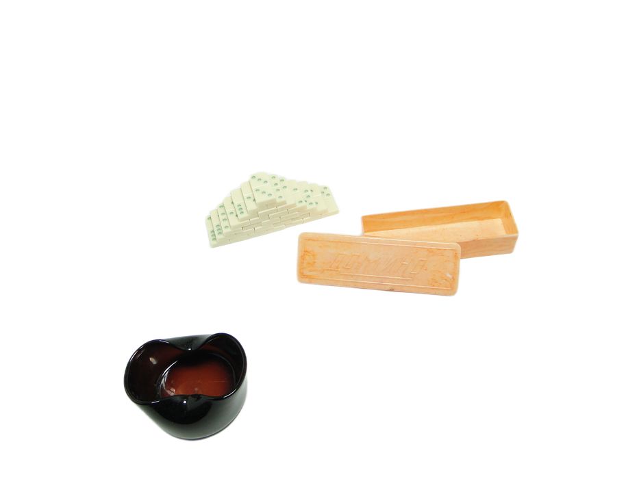 Domino, minimalizm, plastik, ZSRR, lata 70.