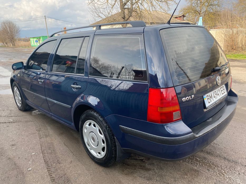 Продам автомобіль Volkswagen Golf 4