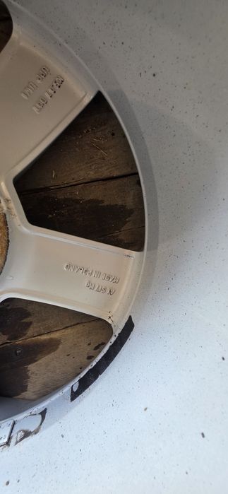 Felgi 17 Audi q2 81a601025b