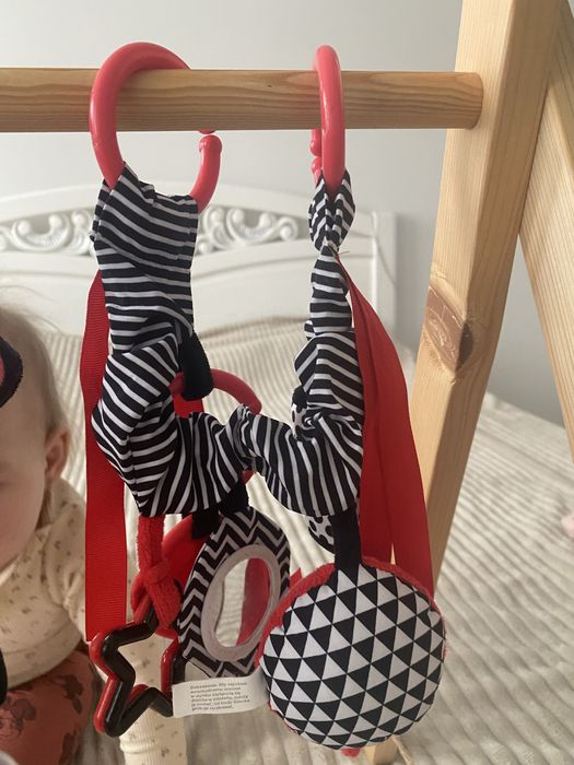 Іграшки для немовлят