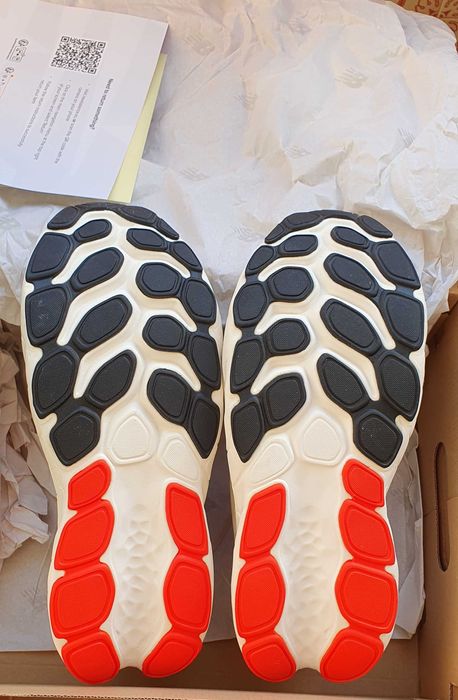 New Balance Fresh Foam X More V4