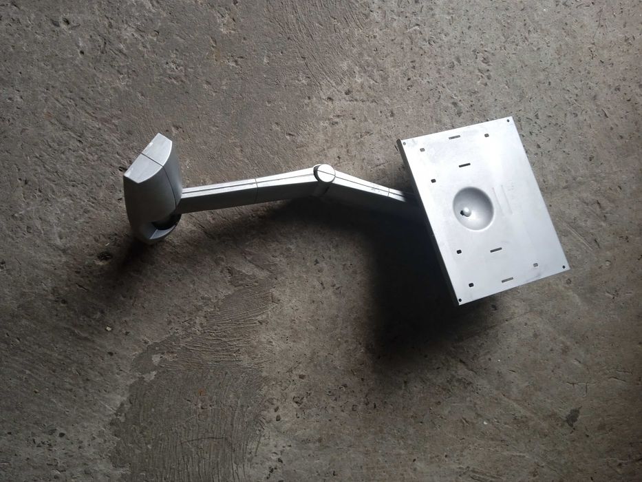 Настінна підставка до телевізора бв.