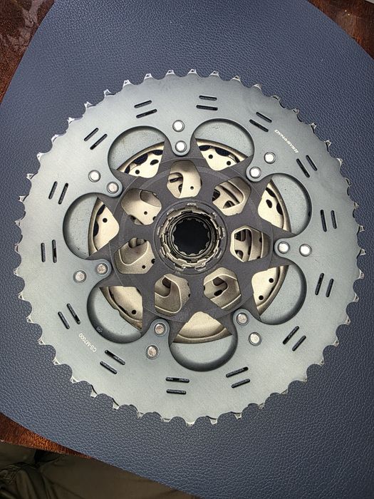 Касета 11 швидкостей Shimano CS-M7000 SLX 11-42