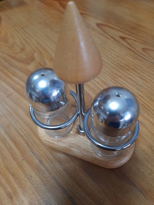 Saleiro e pimenteiro