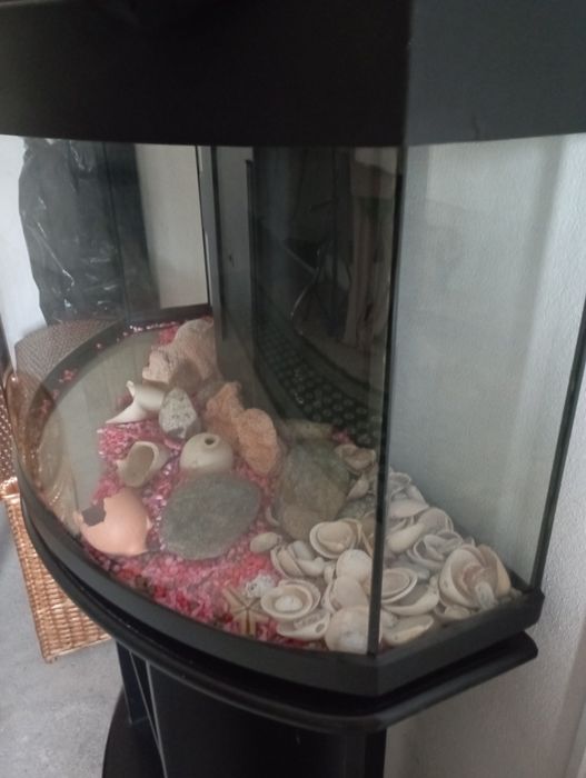 Vendo Aquário em bom estado