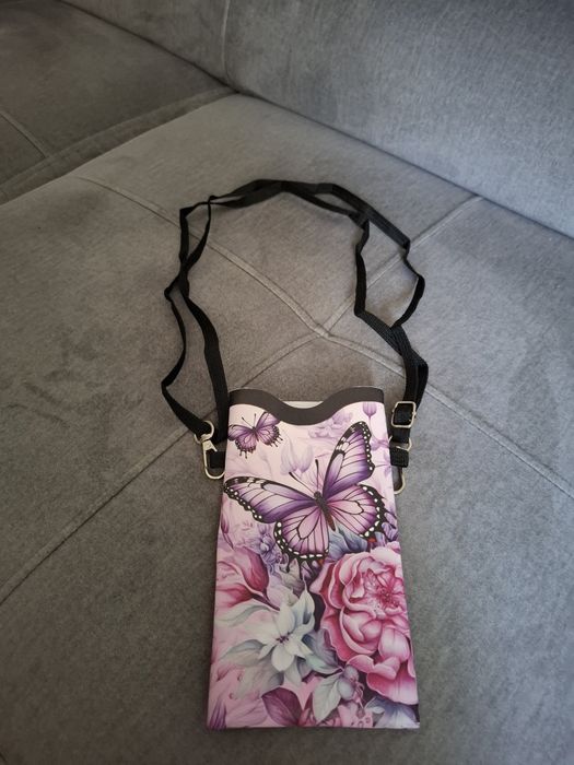 Etui na telefon ,okulary Nowe piekne motyle 17x10