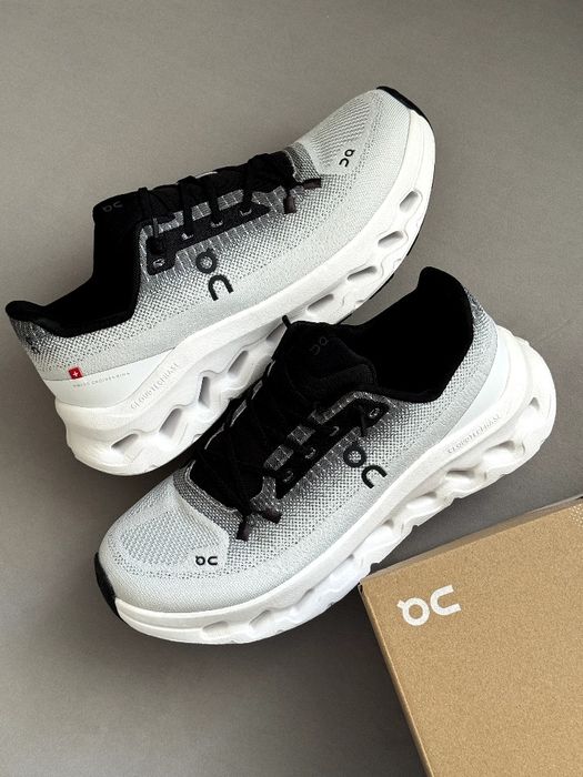36-45 On Cloudtilt Grey White