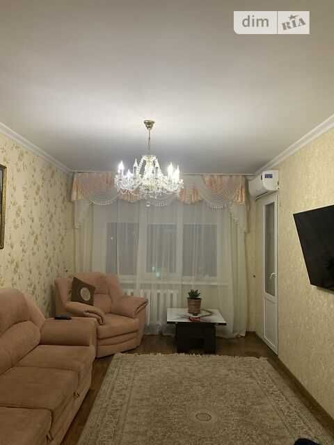 Продаж трьохкімнатної квартири 5/9 пов Розділ. кімнати Сади №14851