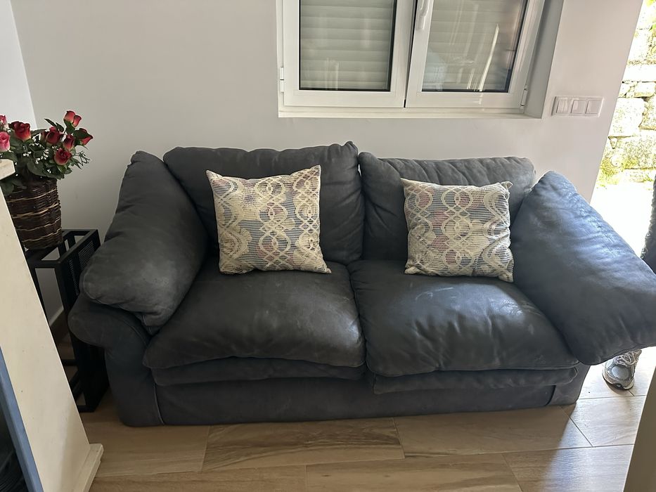 Conjunto de sofás confortaveis