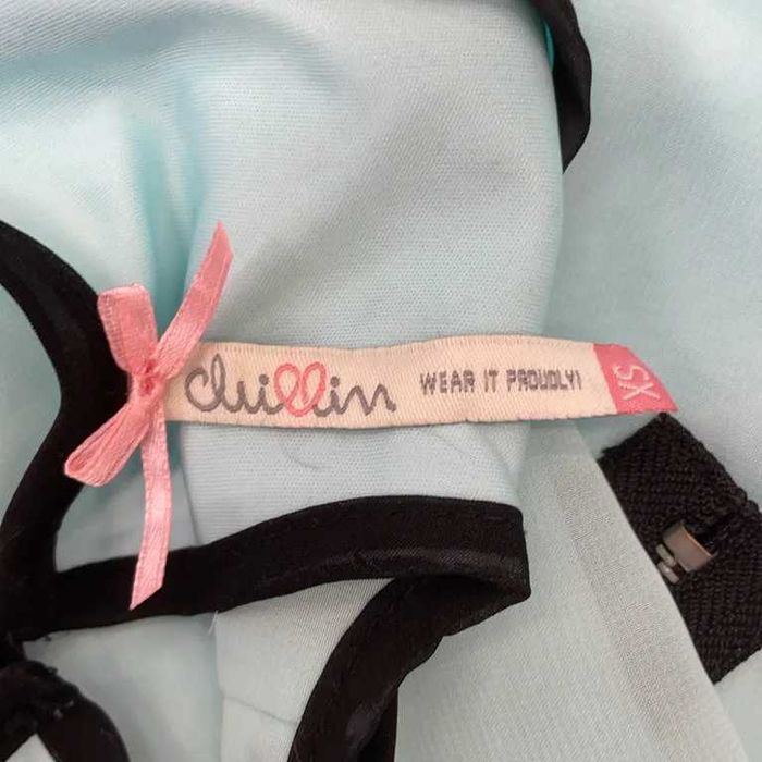 Piękna lekka zwiewna sukienka w kolorze morskim marki Chillin S 36