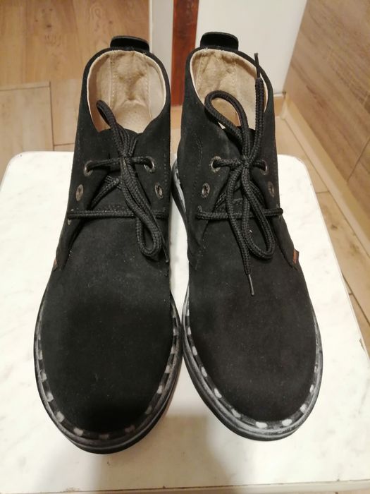 Czarne buty 38 zamsz