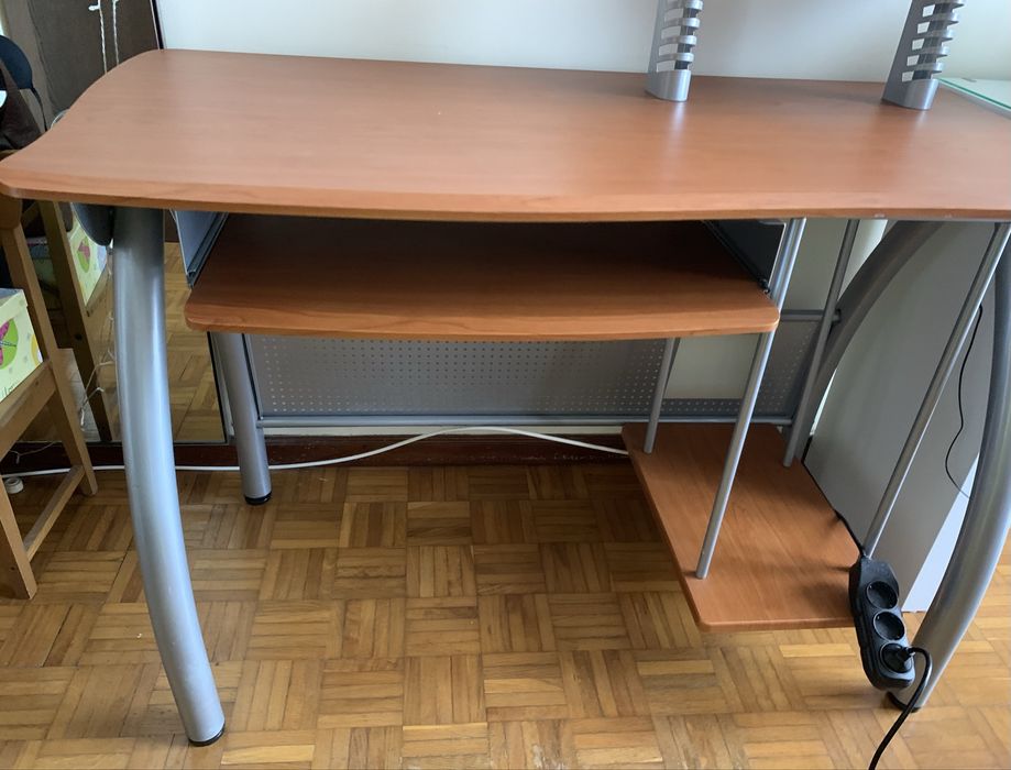 Secretaria de escritorio madeira e metal e metsl