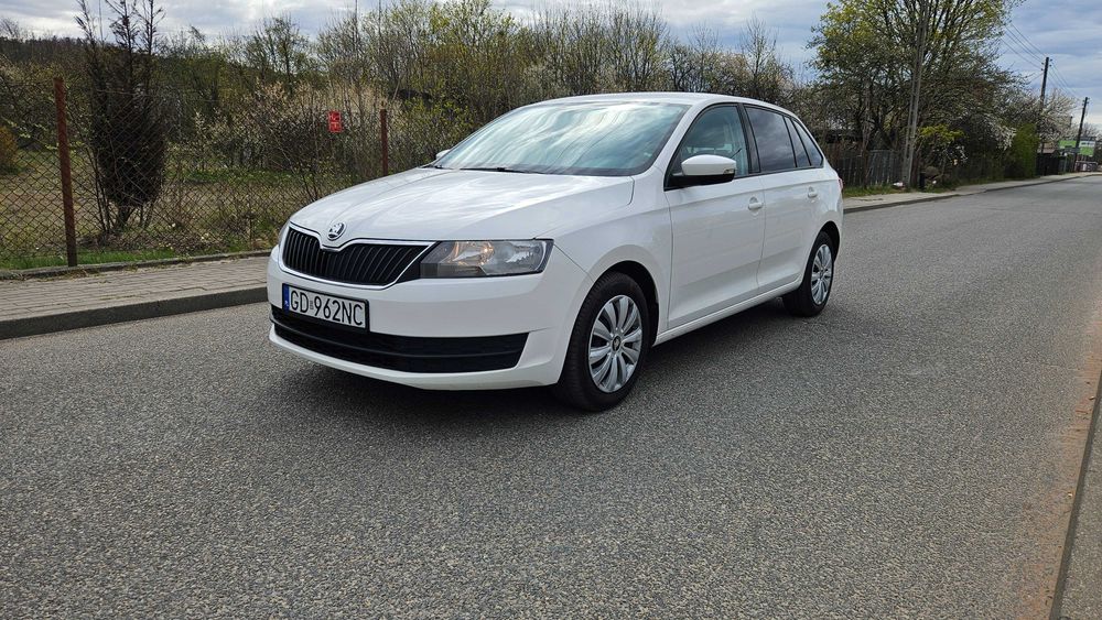 Skoda Rapid 1.2 Benz / Polski salon / 2 Właściciel