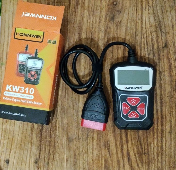 Автосканер Konnwei KW310 OBDII + EOBD CODE READER