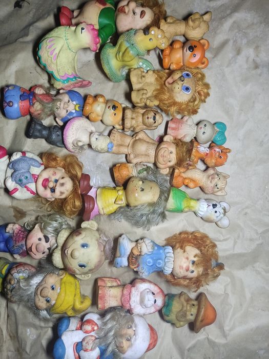 Продам игрушки советские и новые резиновые, очень много