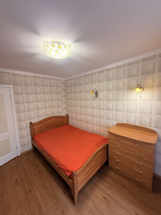 Продам 2 комнатную квартру на Парусной