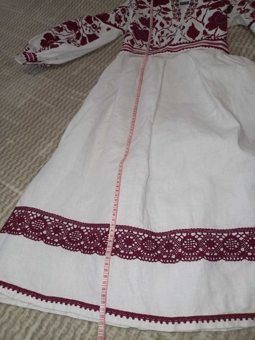 Вишита сукня S/M