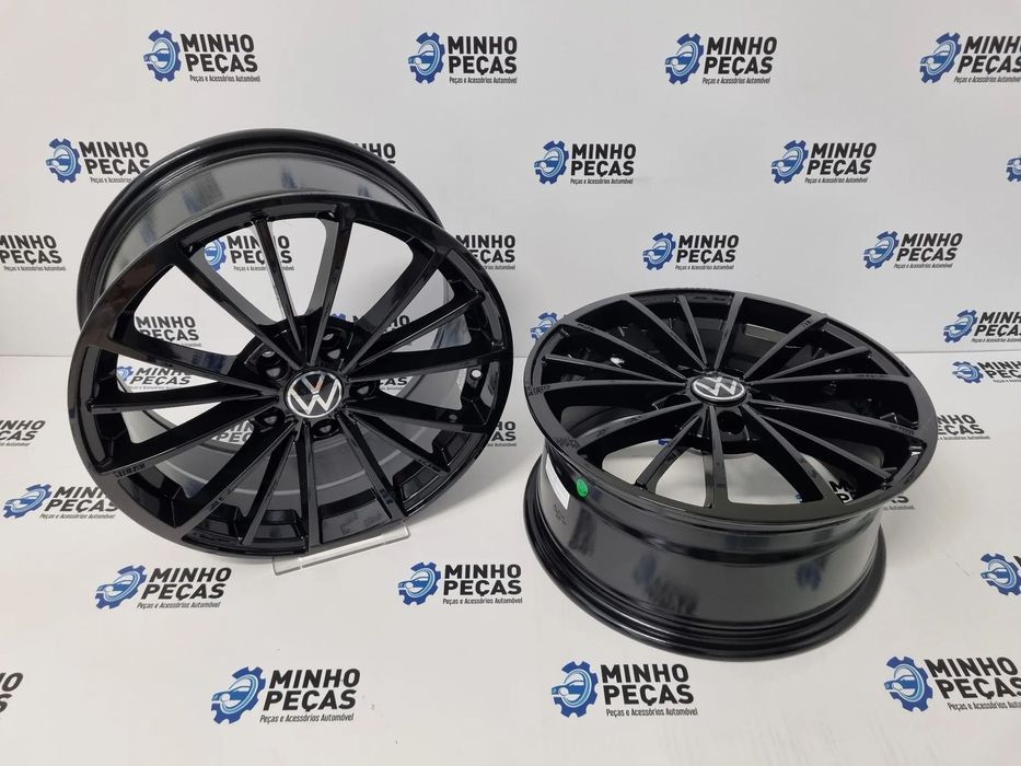 Jantes Golf 8 VIII Clubsport em 17 Preto Brilho (5x112)