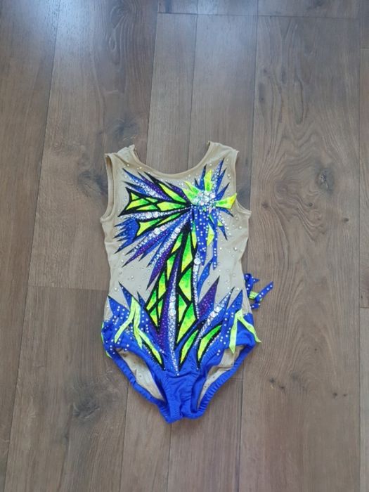 Прокат купальников для художественной гимнастики: 500 грн. - Одяг для ...
