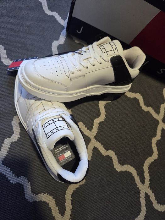 Tommy Jeans Sneakersy  r.39 plus skarpetki 3 pack