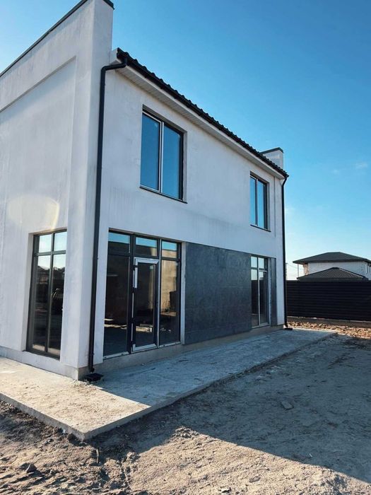 продажа сучасного  будинку 178 м² на 10 сотках • Гатне • 5 хв до Києва