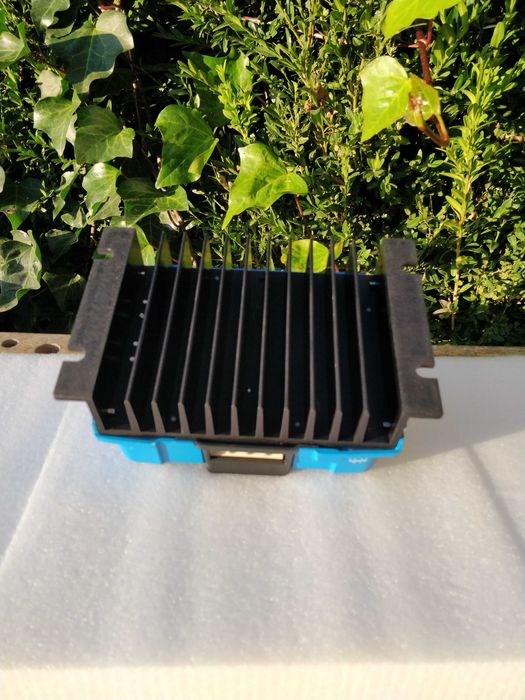 Orion-Tr Smart Isolated DC/DC Charger 12/12-30A (360W)64171734046338121