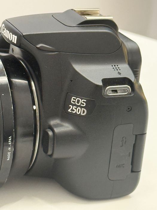 Canon 250D 4K 20.3MP + SIGMA 24-105 f.4