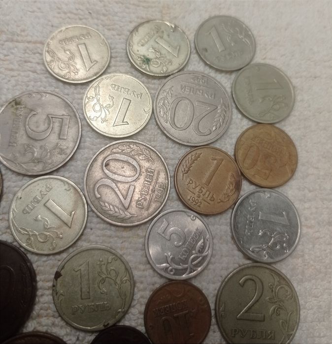 Продам монеты...