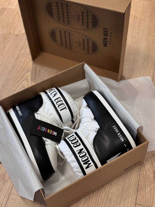 MOON BOOT ICON NYLON / Мунбутси Снігоходи Снегоходы Дутики білі чорні