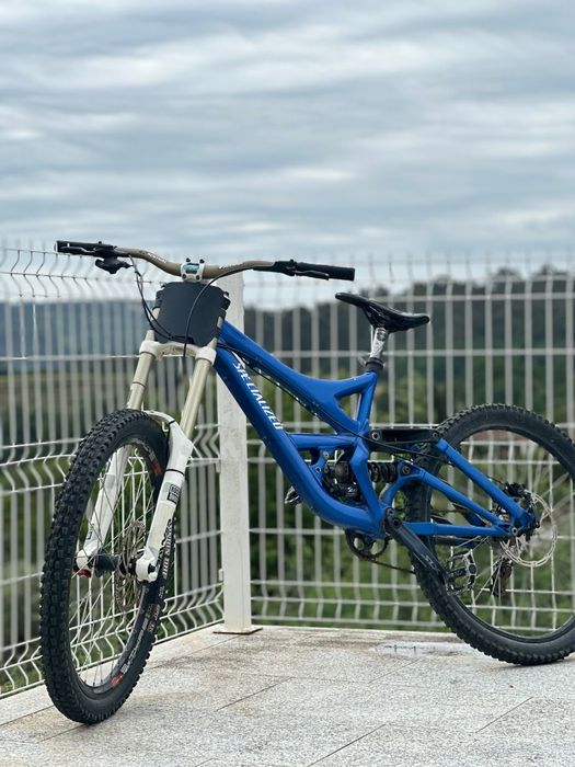 Specialized demo 8
