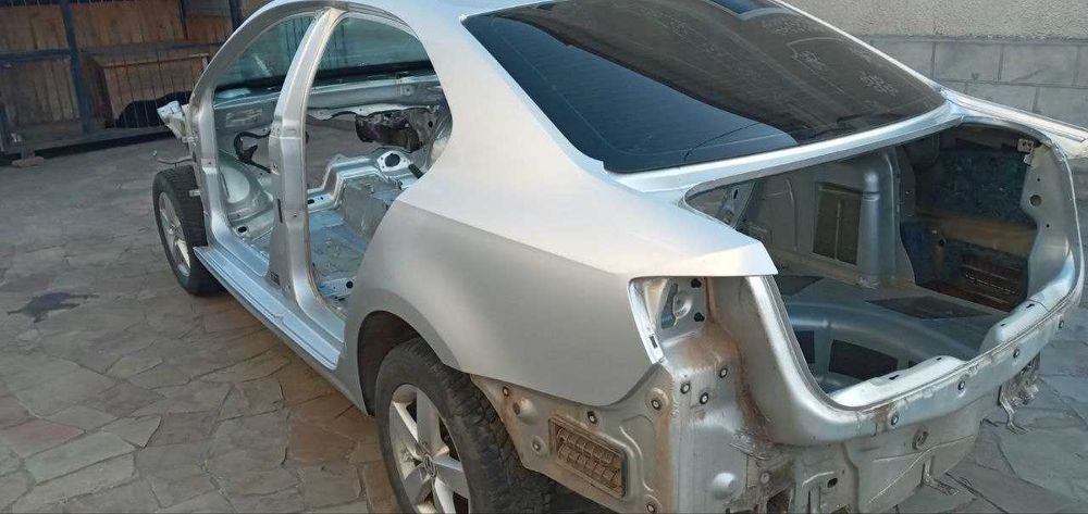 Розборка Volkswagen Jetta 6 2011 року. Німеччина