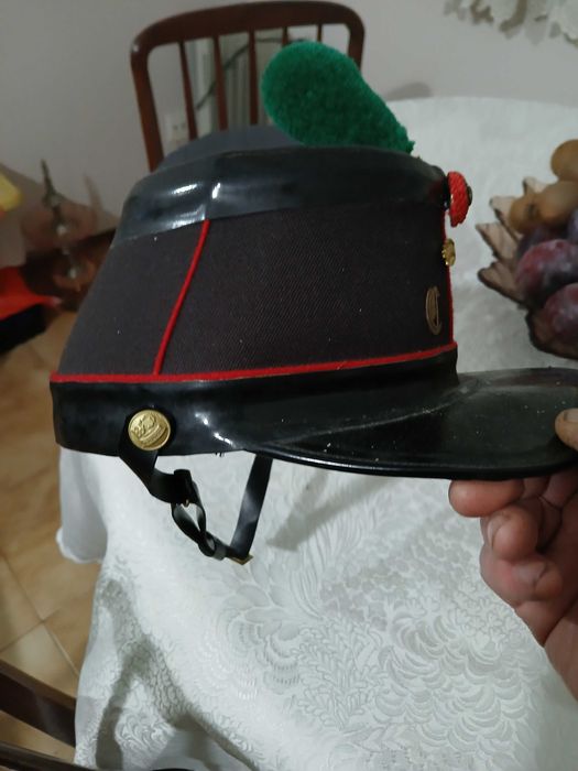 MILITAR-chapéu dos pupilos do exercito +chapéu alfandega do porto