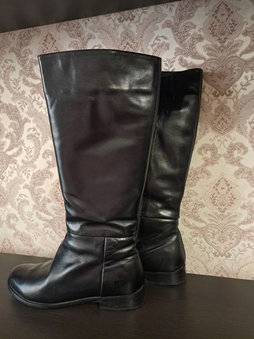 Женские зимние сапоги кожаные