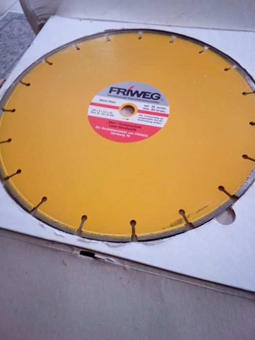 Tarcza diamentowa do betonu 35cm