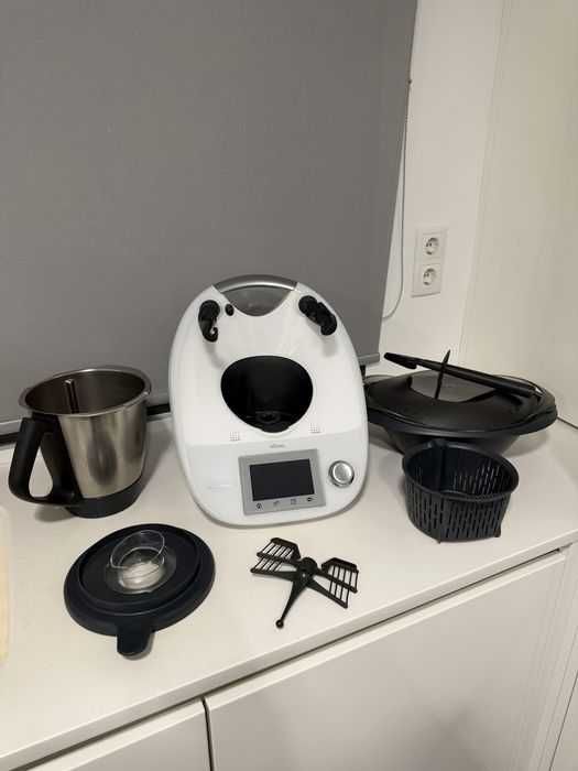Vendo Bimby tm5 c/ cookidoo