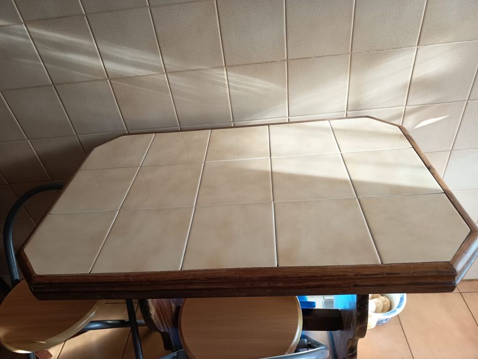 Mesa e bancos cozinha