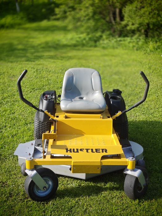 Садовий трактор газонокосарка Rider Zero Turn Hustler Sport