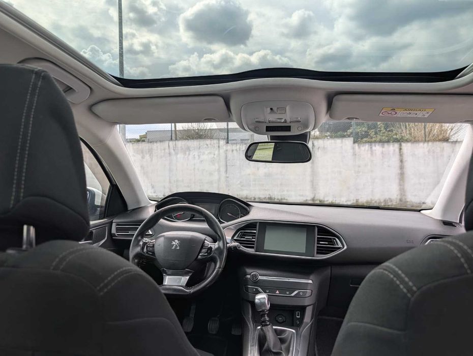 Peugeot 308 1.6 HDi – Teto Panorâmico – Económico